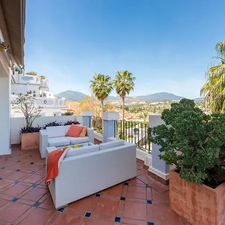 Apartment Cozy 2 Bdrm W Pool & Stunning Mountain Views *